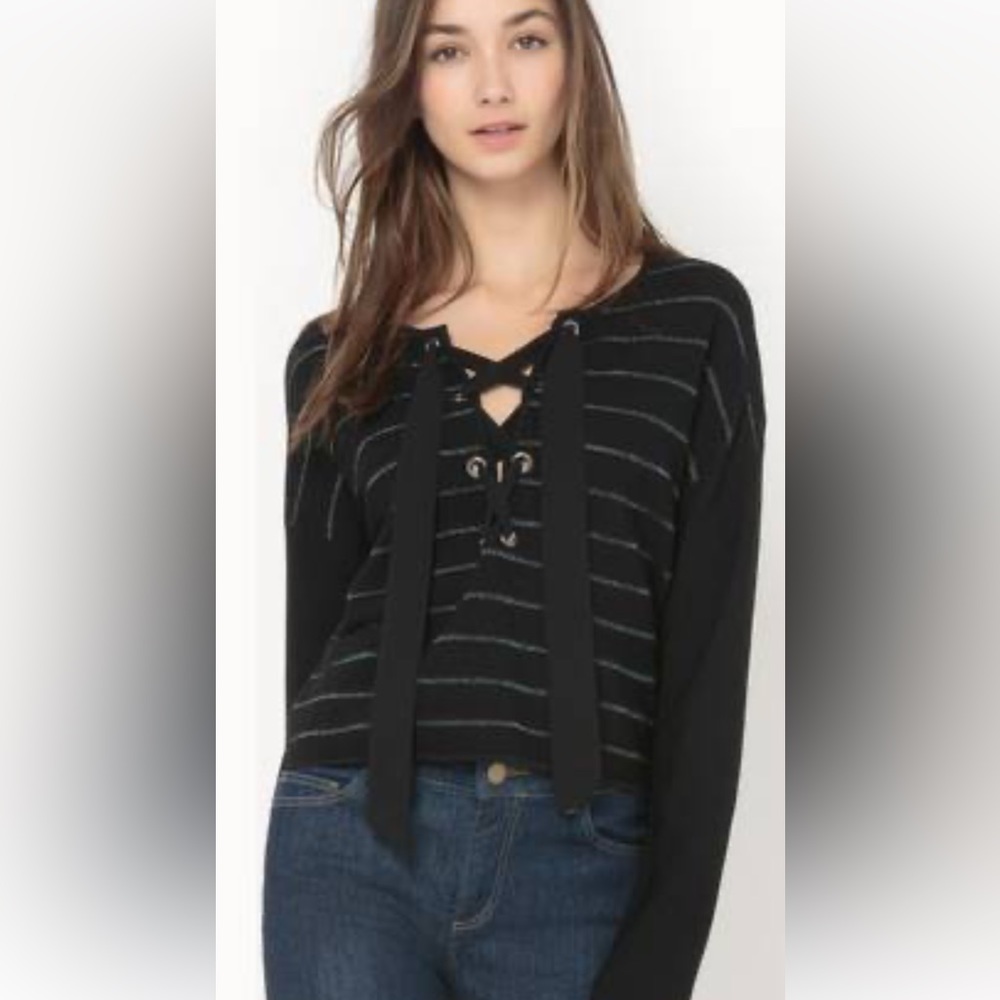 SUNCOO Paris Cropped Blouse Black and Silver Striped Eyelet Top Sz T1 = Sz Small